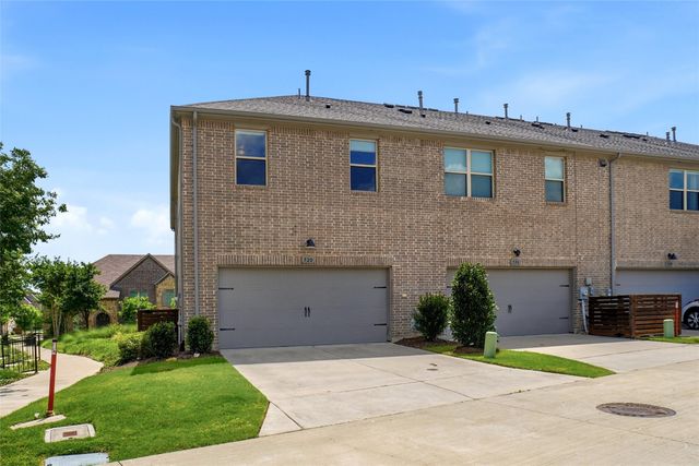 520 Ballustrade Drive, Irving, TX 75039