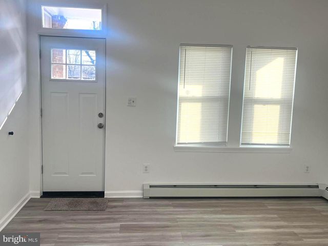 933 LANSDOWNE AVE, Camden, NJ 08104