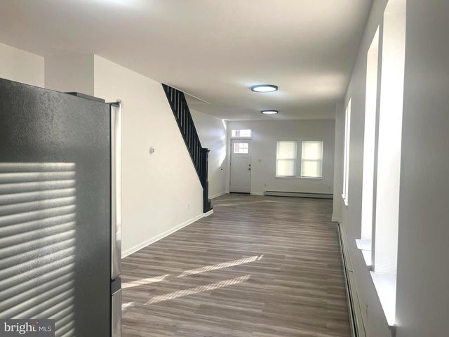 933 LANSDOWNE AVE, Camden, NJ 08104