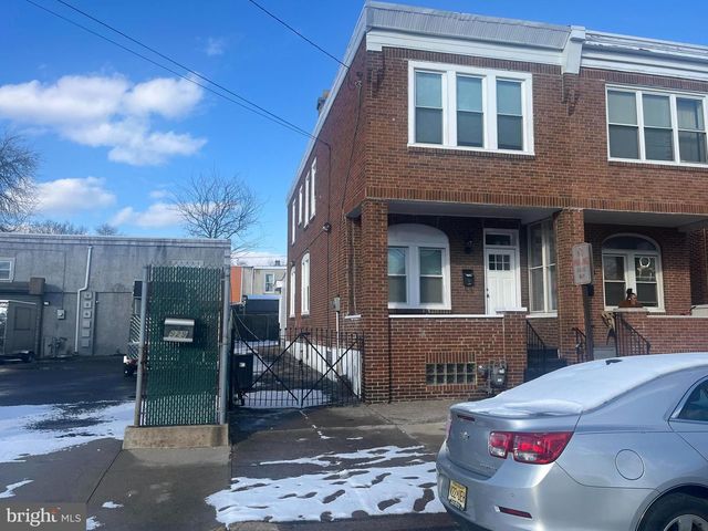 933 LANSDOWNE AVE, Camden, NJ 08104