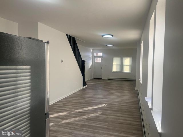 933 LANSDOWNE AVE, Camden, NJ 08104