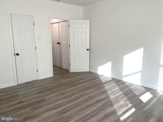 933 LANSDOWNE AVE, Camden, NJ 08104
