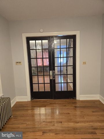 942 N 11TH ST, Reading, PA 19604