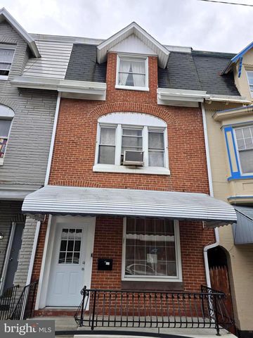 942 N 11TH ST, Reading, PA 19604