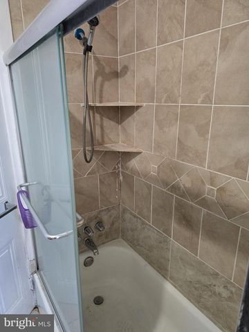 942 N 11TH ST, Reading, PA 19604