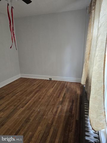 942 N 11TH ST, Reading, PA 19604