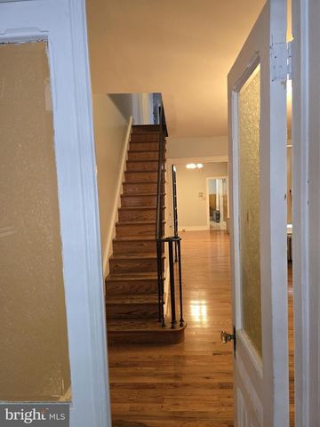 942 N 11TH ST, Reading, PA 19604