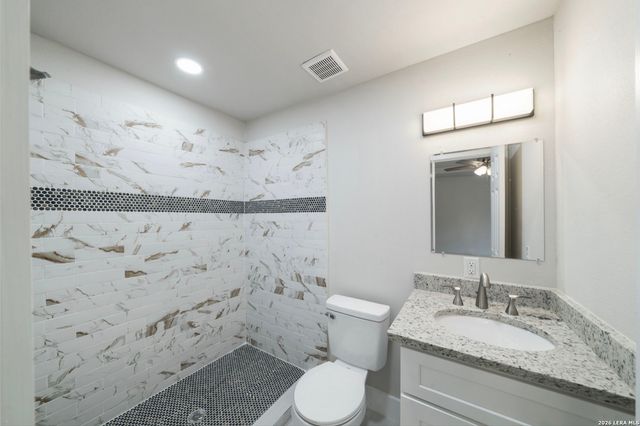 1627 W MARIPOSA DR, San Antonio, TX 78201