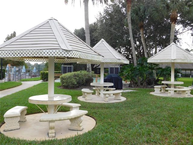 2529 OAKLEAF LANE 30C, Clearwater, FL 33763