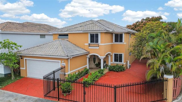 15672 SW 91st Ln, Miami, FL 33196