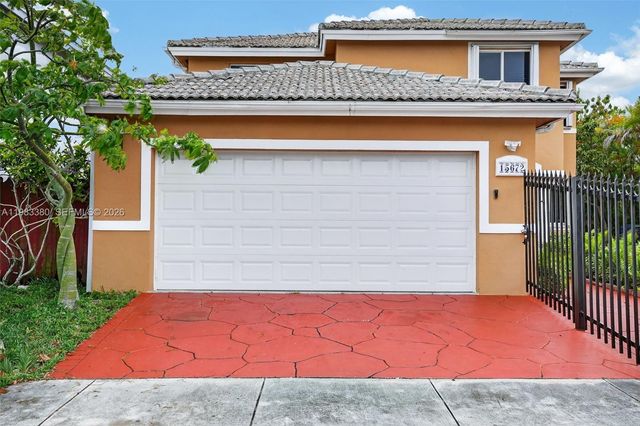 15672 SW 91st Ln, Miami, FL 33196