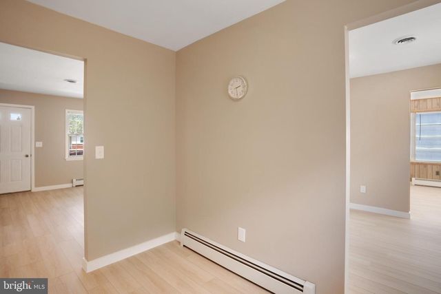 9 NORWAY RD, Toms River, NJ 08757