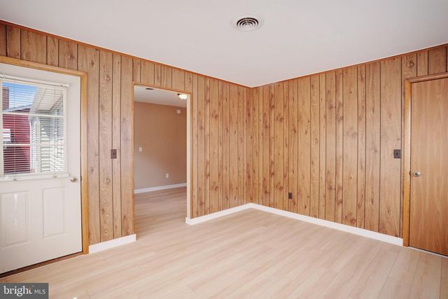 9 NORWAY RD, Toms River, NJ 08757