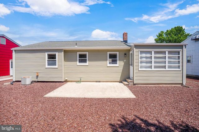 9 NORWAY RD, Toms River, NJ 08757