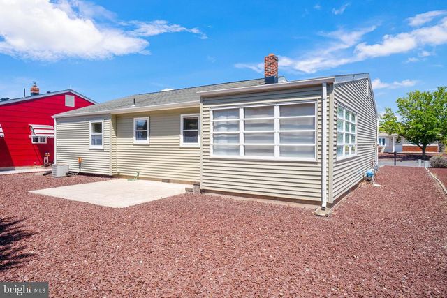 9 NORWAY RD, Toms River, NJ 08757