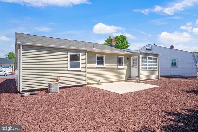 9 NORWAY RD, Toms River, NJ 08757