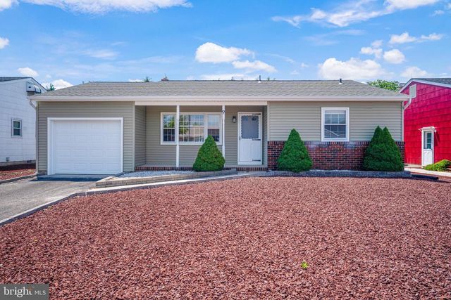 9 NORWAY RD, Toms River, NJ 08757