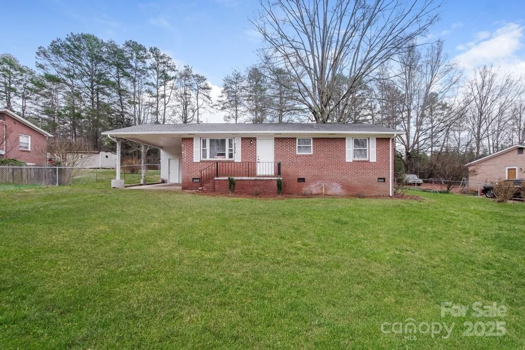 2635 Skyland Drive, Gastonia, NC 28052