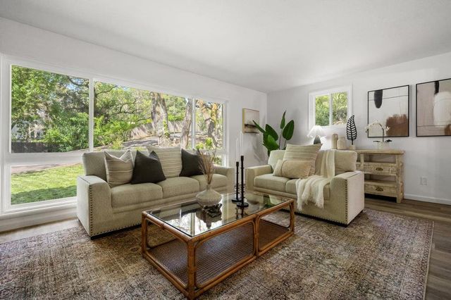2085 Edgewood Road, Redwood City, CA 94062