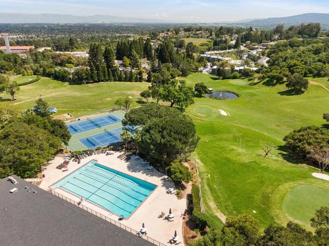 2085 Edgewood Road, Redwood City, CA 94062