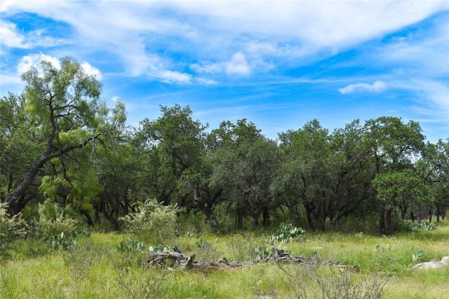 1300 Homestead Drive, Rochelle, TX 76872