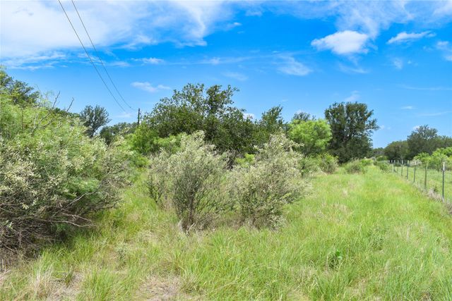 1300 Homestead Drive, Rochelle, TX 76872