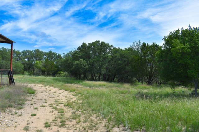 1300 Homestead Drive, Rochelle, TX 76872