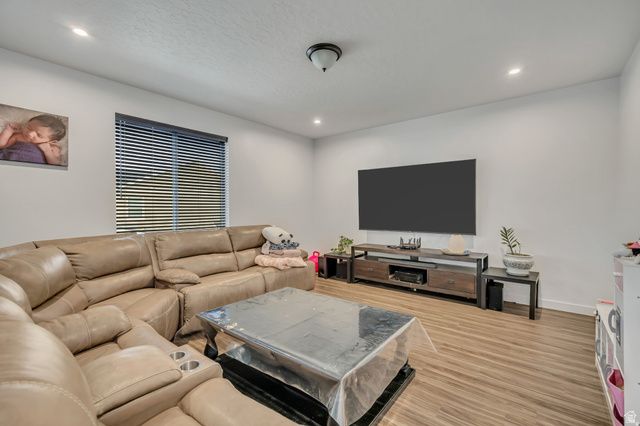 7172 W ECHOMOUNT RD, West Valley City, UT 84081