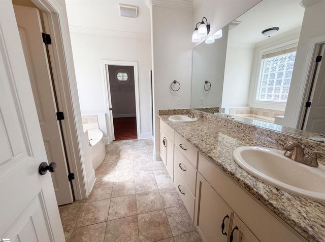 105 Wineberry Way, Greenville, SC 29615