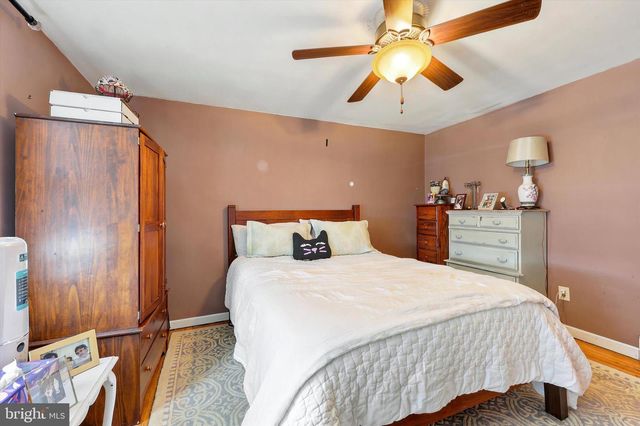 319 STRATFORD RD, Glenolden, PA 19036