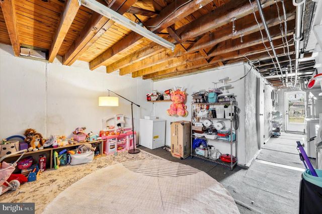 319 STRATFORD RD, Glenolden, PA 19036