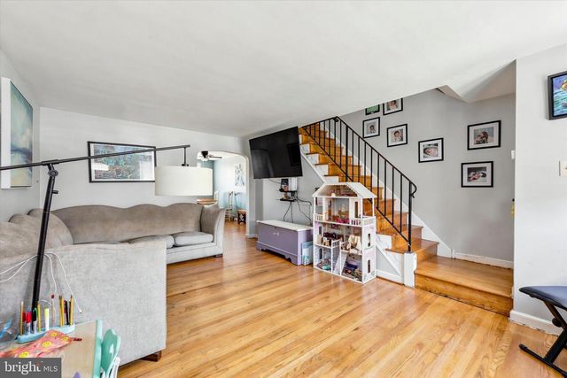 319 STRATFORD RD, Glenolden, PA 19036