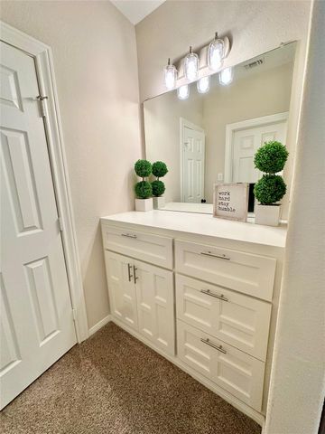 2904 Bridle Path Lane, Friendswood, TX 77546