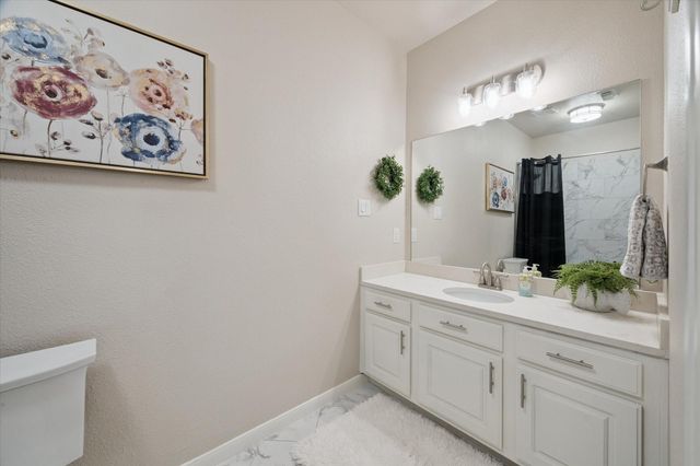 2904 Bridle Path Lane, Friendswood, TX 77546