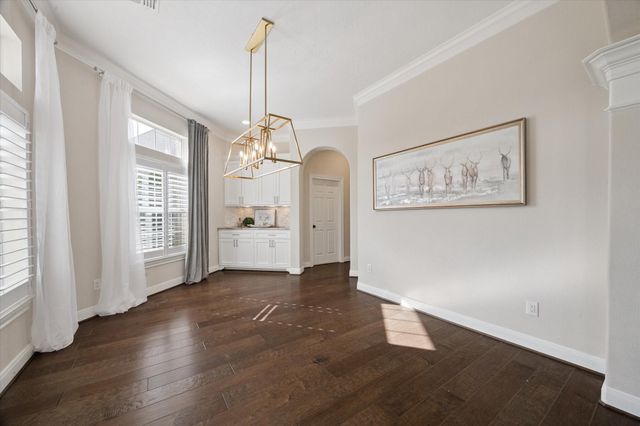 2904 Bridle Path Lane, Friendswood, TX 77546