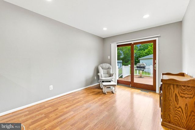 17 GRAYSON PL, Burlington, NJ 08016