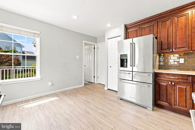 17 GRAYSON PL, Burlington, NJ 08016