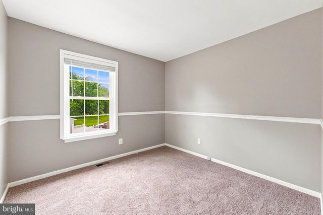 17 GRAYSON PL, Burlington, NJ 08016