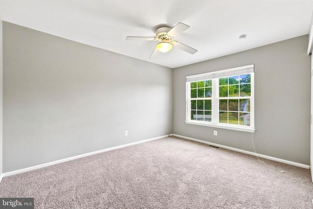 17 GRAYSON PL, Burlington, NJ 08016
