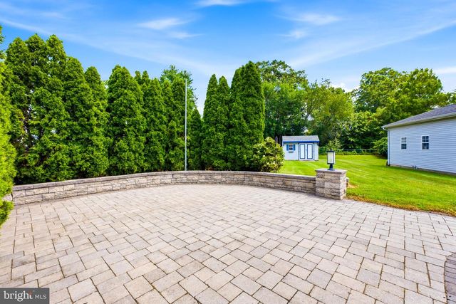 17 GRAYSON PL, Burlington, NJ 08016