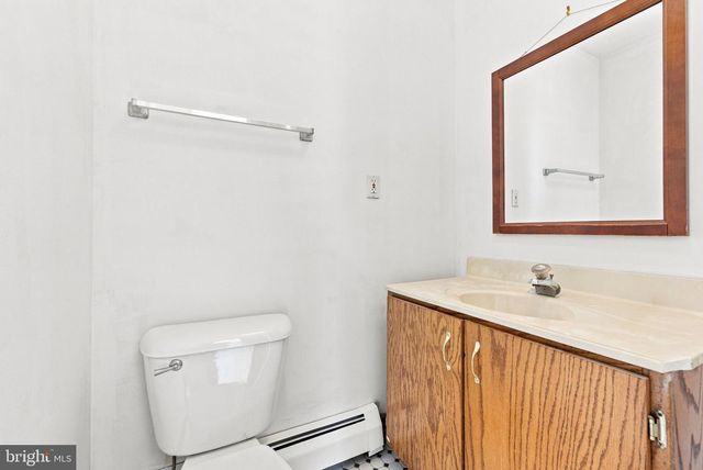 17 GRAYSON PL, Burlington, NJ 08016
