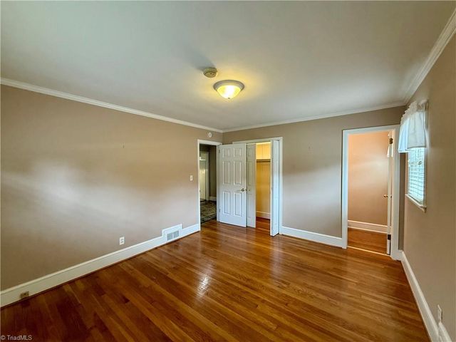 118 Avondale Drive, Lexington, NC 27295