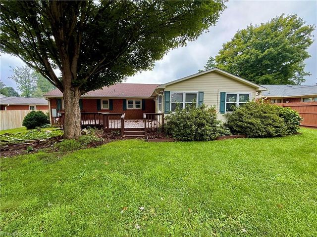 118 Avondale Drive, Lexington, NC 27295