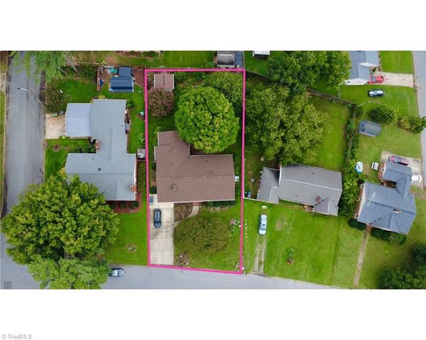 118 Avondale Drive, Lexington, NC 27295