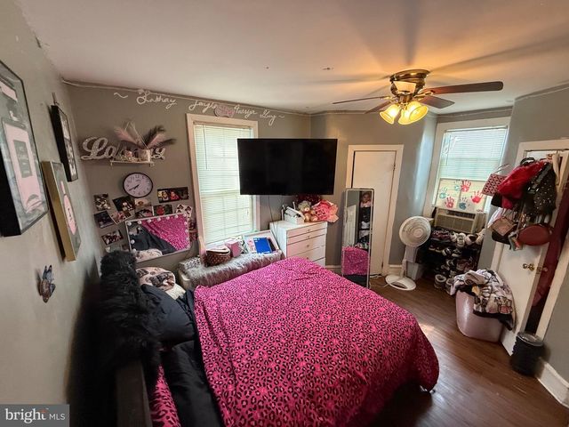 5627 ARLINGTON ST, Philadelphia, PA 19131