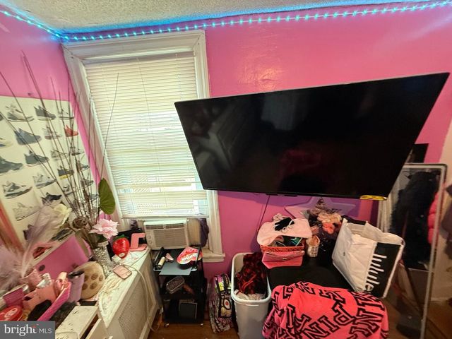 5627 ARLINGTON ST, Philadelphia, PA 19131