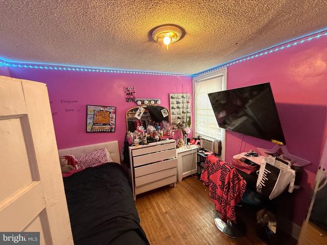 5627 ARLINGTON ST, Philadelphia, PA 19131