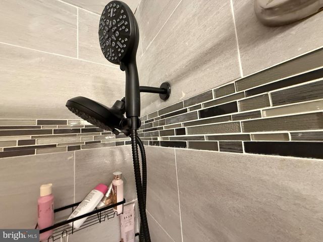 5627 ARLINGTON ST, Philadelphia, PA 19131