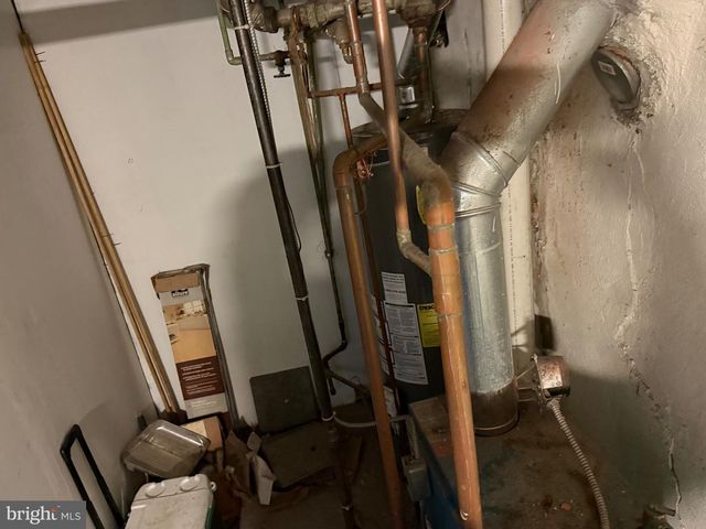 5627 ARLINGTON ST, Philadelphia, PA 19131