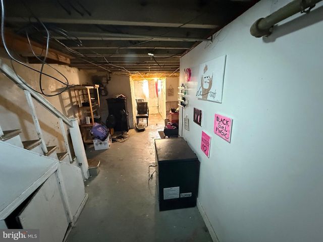 5627 ARLINGTON ST, Philadelphia, PA 19131